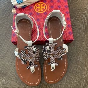 Tory Burch Shoes Phoebe White Snake Flat  Sz 9